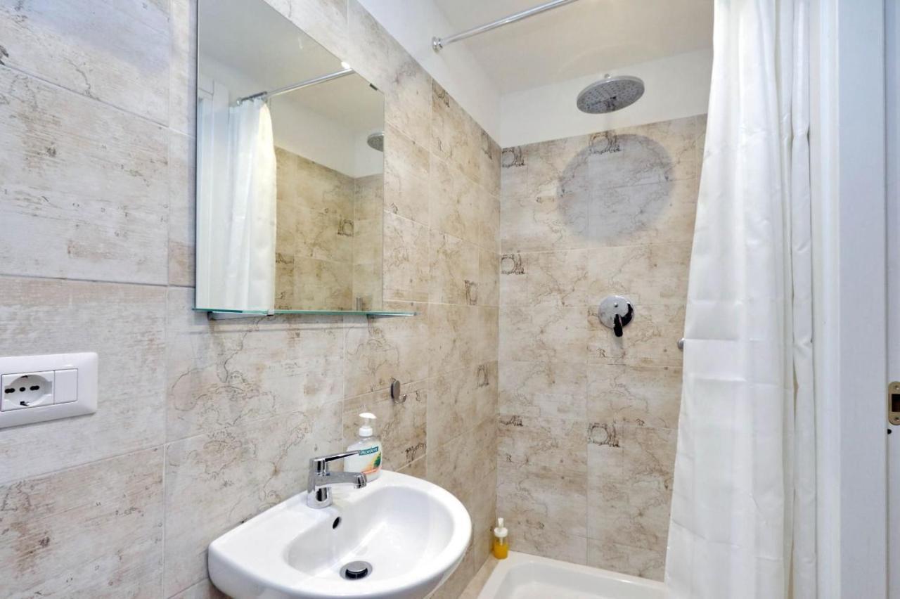 Apartament Happiness Rzym Zewnętrze zdjęcie