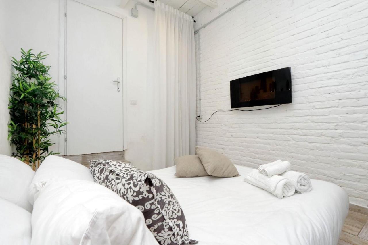 Apartament Happiness Rzym Zewnętrze zdjęcie