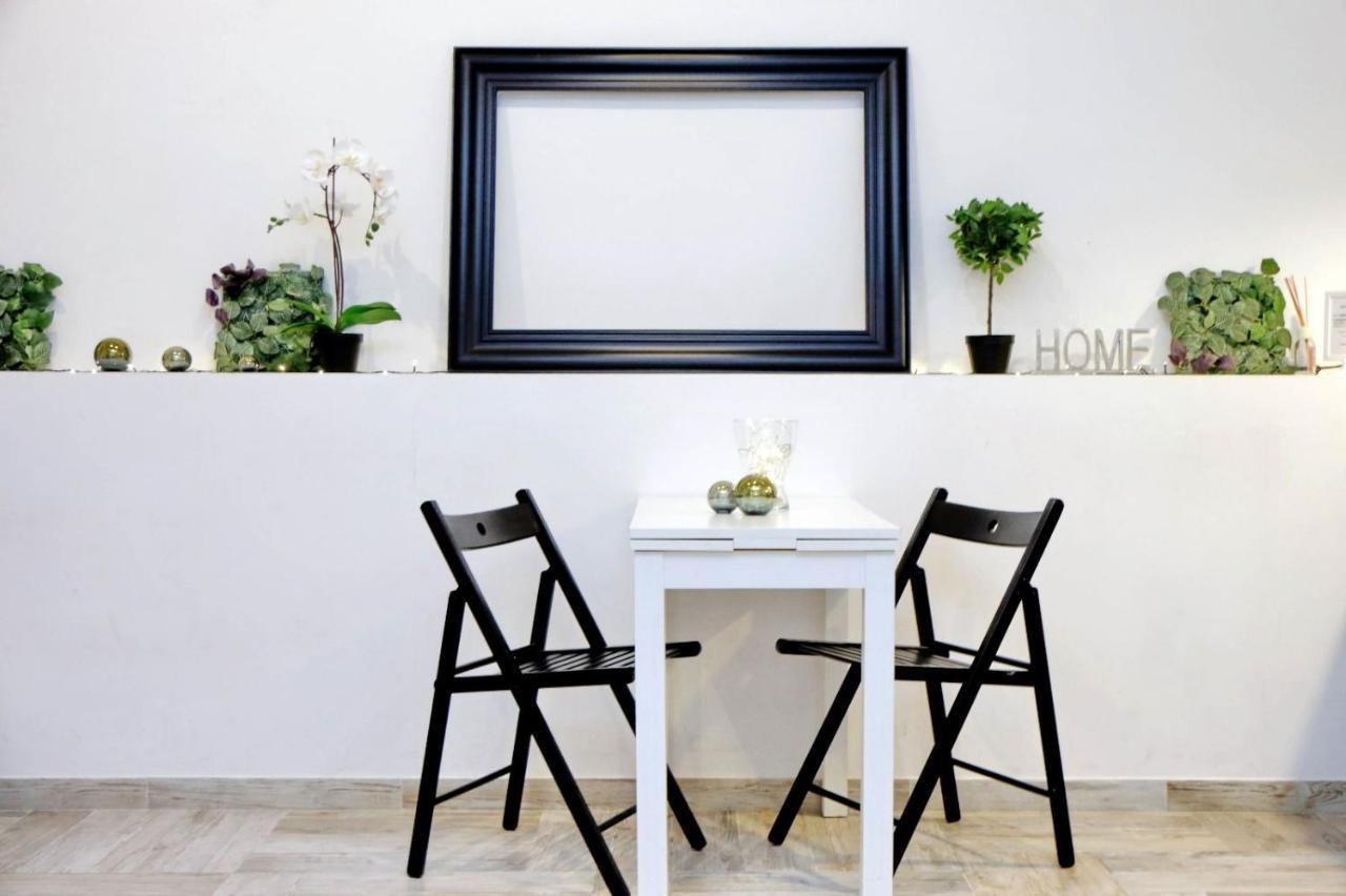 Apartament Happiness Rzym Zewnętrze zdjęcie